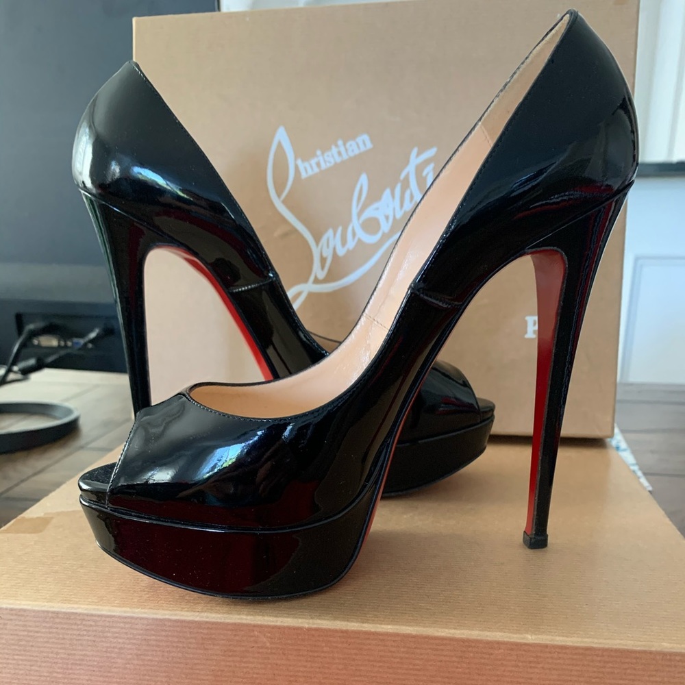Christian Louboutin Black Patent Leather Platform Peep-Toe Pumps with Red Sole - Picture 2 of 11